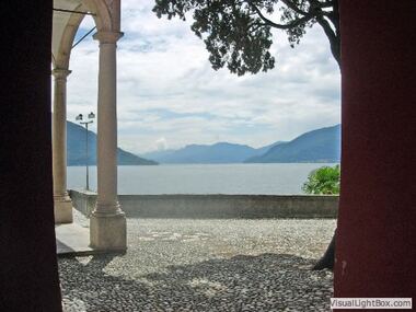 Kirchplatz von Brissago