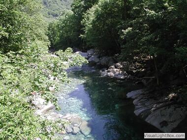 ...entlang der Verzasca und...